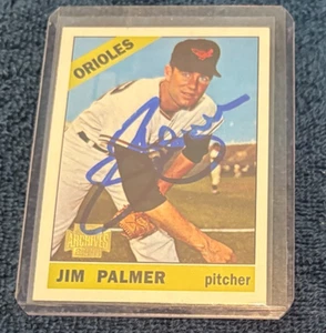 JIM PALMER AUTOGRAFO 2001 TOPPS ARCHIVES RISERVA REPLICA ROOKIE CARD CON CERTIFICATO DI AUTENTICITÀ - Foto 1 di 1