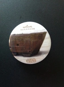 SDCC COMIC CON EXCLUSIVE HALLMARK STAR WARS JAWA SANDCRAWLER PIN / BUTTON - Picture 1 of 2