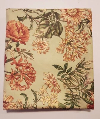 Tela Floral Robert Allen Dupont Teflón 92" x 55" Verde Rojo Amarillo Naranja Foto 1 de 4