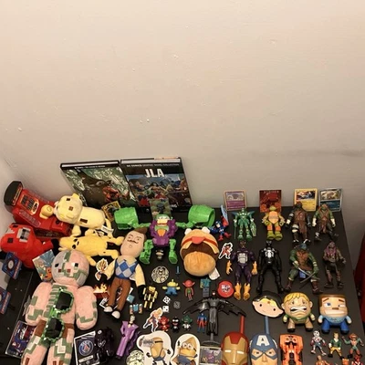 Huge Joblot of Toys Figures Plushes. TMNT FORTNITE Marvel DC MINECRAFT - Image 1 of 4