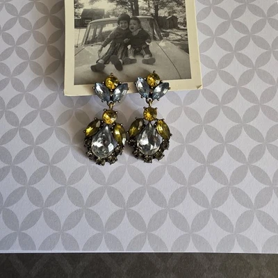 Pendientes Colgantes Anthropologie Azul Amarillo Estrás Cristales Gema Moda Nuevos Foto 1 de 3