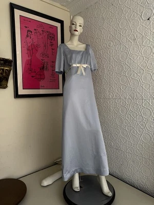 cinderella costume gown-Theatre-Into the Woods-Princess-Fairytale-Ice-Blue-Bow-M - Image 1 of 4