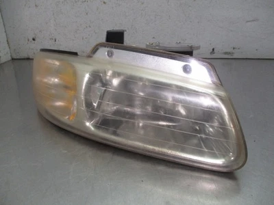 Faro derecho lado pasajero Plymouth Voyager 1996-1999 OEM-04857040AB Foto 1 de 4