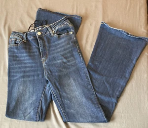 S.O.N.G. Women’s Fit N Flare Sz 7/28 Blue Jeans Denim Bell Bottom - Picture 1 of 5