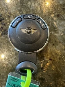 2016 Mini Cooper Key Fob - Picture 1 of 2