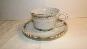 SIGNATURE COLLECTION SELECT FINE CHINA QUEEN ANNE PATTERN CUP AND SAUCER - Picture 1 of 5