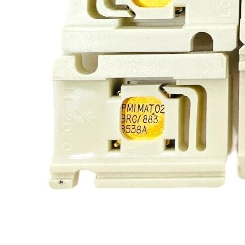 PMI Mat BRC/883 Circuitos Integrados 8538A S977 DL2B Foto 1 de 3