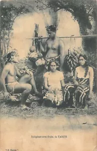 Polynésie - Indigènes avec fruits de Tahiti - VOIR LES SCANS POUR L'ÉTAT - Ed. F - Foto 1 di 2