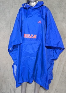 Poncho cortavientos/vinilo Buffalo Bills Rain con capucha talla mediana fútbol americano NFL - Imagen 1 de 12