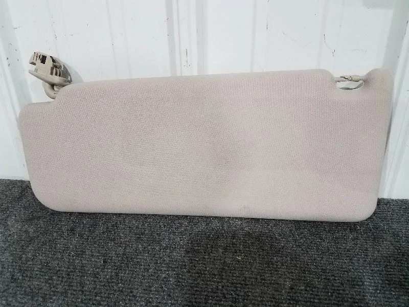 Parasol derecho pasajero Audi A6 2000-04 *TAN* sin iluminación Foto 1 de 4