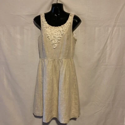 Vestido de linho Kensie verão com apliques flores no corpete off white tamanho P - Imagem 1 de 4