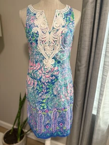 Lilly Pulitzer Sleeveless Sheath Dress Embroidered Tropical Size 4 Stunning! - Picture 1 of 8
