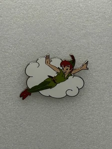 Prendedor Parques Disney 2025 Fantasy Flights Caja Misteriosa Prendedor Peter Pan SOLO - Imagen 1 de 2