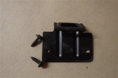 Guantera caja pestillo puerta golpeador Jeep Cherokee XJ 1997-2001 Foto 1 de 2