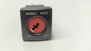 Citroen Xantia 2000 Other Switches / Handles / Switch 96394653 UST41000 - Picture 1 of 4