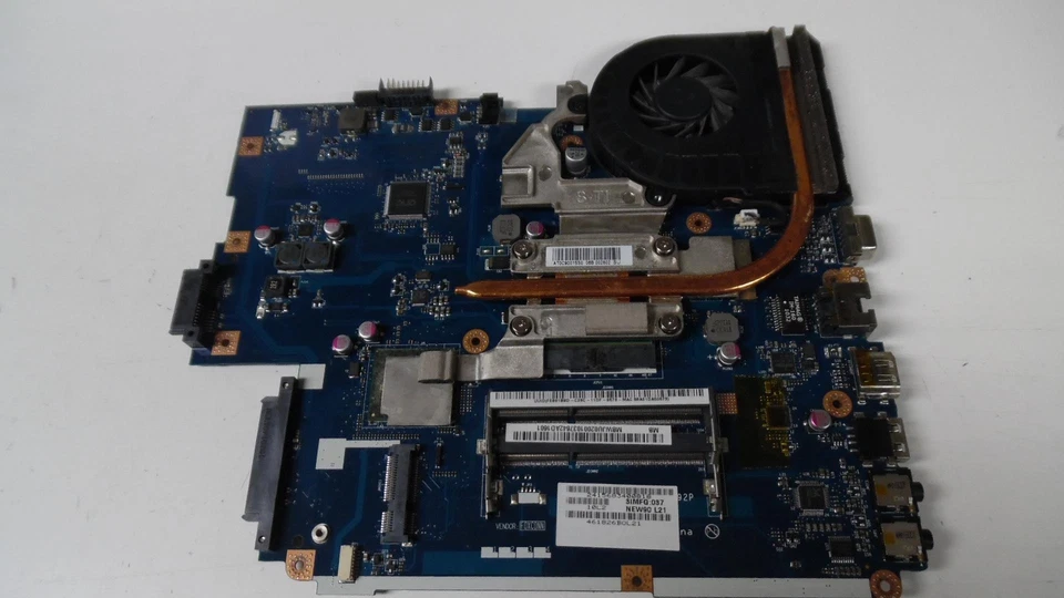 For Gateway NV59C63u 15.6" - i3-370M 2.4GHz Motherboard - LA-5892P - Parts - Image 1 of 4