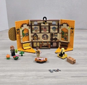 LEGO Harry Potter Hufflepuff House Banner  #76412~100% COMPLETE w/Manual - Picture 1 of 11