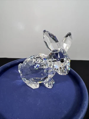 Estatuilla de cristal Swarovski conejo sentado 905777 con caja Foto 1 de 4