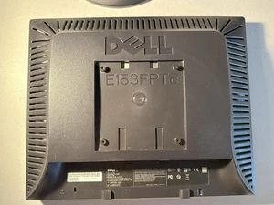 Dell E153FPTc, TouchScreen Monitor - Picture 1 of 14
