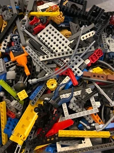 250 piezas aleatorias de ladrillos Lego Technic vigas brazos elevadores paneles placas - Imagen 1 de 2