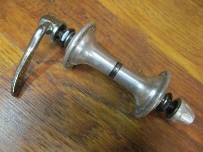 ORIGINAL SHIMANO 600 HB-6207 (ULTEGRA) 36H 100 x 9 MM FRONT HUB & SKEWER - Image 1 of 4