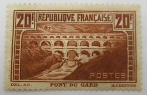 BRIEFMARKE FRANKREICH NR. 262 IIB - PONT DU GARD - NEU OHNE GUMMI - Bild 1 von 2