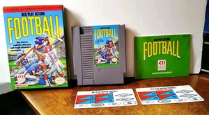 NES PLAY ACTION FOOTBALL NINTENDO CIB COMPLETE WITH BOX & MANUAL TESTED - Picture 1 of 16