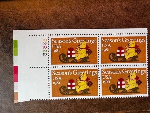 US Scott 1940, Bear on Sleigh Season's Greetings, MNHOG Plate Block 4 Stamps - Image 1 of 1