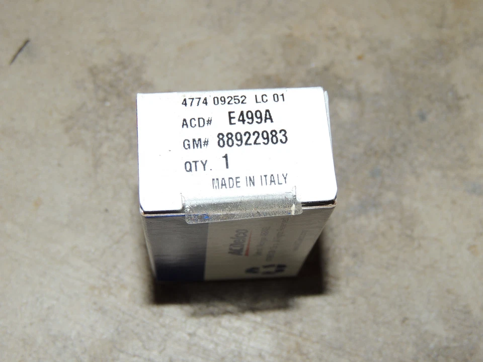 Rotor distribuidor GM AC Delco 88922983 E499A MG enano Foto 1 de 1