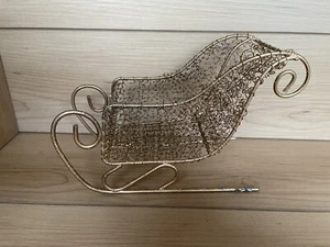 GOLD & TONE & GLITTER WIRE METAL CHRISTMAS HOLIDAY SLEIGH DECORATION COND: VG - Picture 1 of 6