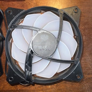2 Pack Cooler Master 202001170-GP RGB 120mm Fans 3pin - Afbeelding 1 van 4