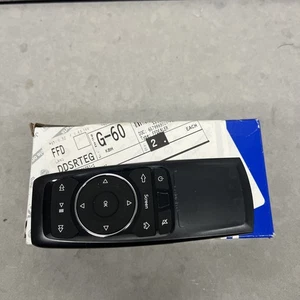 OEM - 2017+ Chrysler Pacifica Rear Entertainment DVD Remote 68239853AD L2C0061TR - Foto 1 di 3