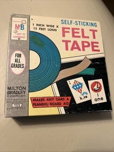 Vintage Milton Bradley 1966 selbstklebendes grünes Filzband #7822 1" breit Neu aus altem Lagerbestand OVP - Bild 1 von 7