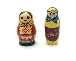Vintage verschachtelte Puppe & Fingerpuppe handbemalt Matroschka UdSSR Holz Miniatur - Bild 1 von 7