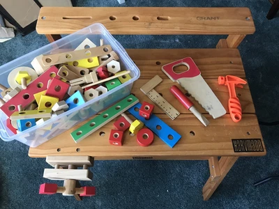 Melissa And Doug Wooden Project Bench With Many Tools /Pieces EUC🎄🎄🎄 - Image 1 of 4