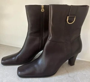Etienne Aigner Chocolate Brown Leather Ankle Boot Zip Women's Shoe 8.5 M Classic - Picture 1 of 11