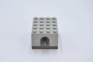 LEGO Motor althell grau Light Gray Electric Motor 9V 5x4x2 1/3 2838c01 - Bild 1 von 3