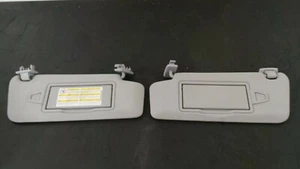 1Y203-031 Mercedes W204 Classe C Aletta parasole destra + sinistra A2048104510  - Foto 1 di 5