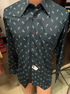 1970s Men’s CAREER CLUB Printed Shirt W/ Dagger Collar DEADSTOCK  Medium - Image 1 of 4