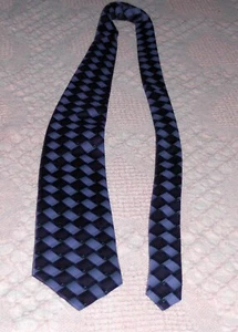 Men's George Abstract Neck Tie Purple Lavender Geometric Triangle Polyester Tie - Picture 1 of 4