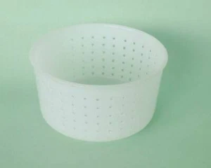 FORMA Contenitore per formaggio diam.13cm fuscella caciotta raviggiolo - Foto 1 di 1