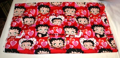 Tela de algodón de colección 3 yardas BETTY BOOP corazones rosas y rojos 44" amor San Valentín Foto 1 de 3