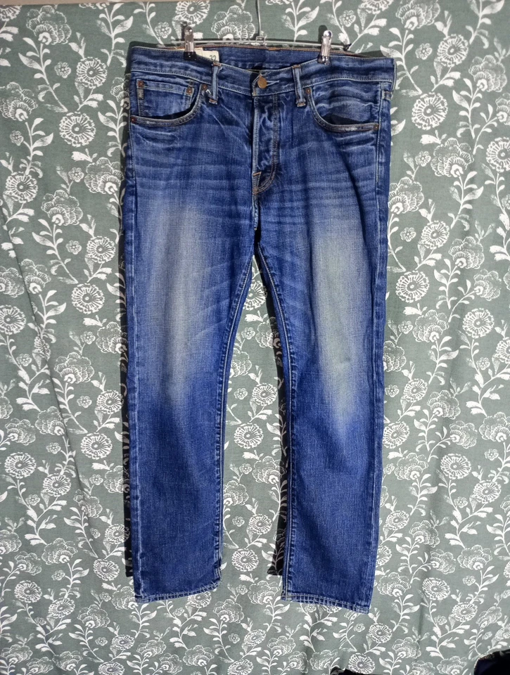 Mens Abercrombie And Fitch Blue Straight Jeans. W32 L32. Button Fly - Image 1 of 4