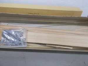 GLOOR CRAFT # 302 ~ ATSF BI-LEVEL AUTO RACK CAR KIT ~HO SCALE - Picture 1 of 4