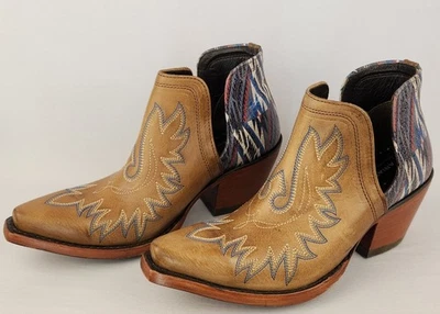 Ariat Dixon Chimayo Bota Occidental Bronceada Ardiente Bordada Punta Corta Mujeres 7.5 B LEER Foto 1 de 4