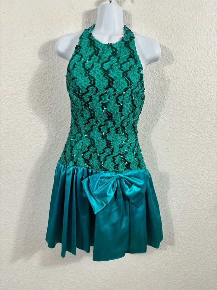 Vestido de graduación vintage de los años 80 talla XS/S verde azulado lentejuelas multicolor mini lazo halter Foto 1 de 4