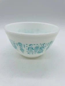 Vintage Pyrex Amish Butterprint Small 1 1/2 PT Mixing Bowl Turquoise White 401 - Picture 1 of 10