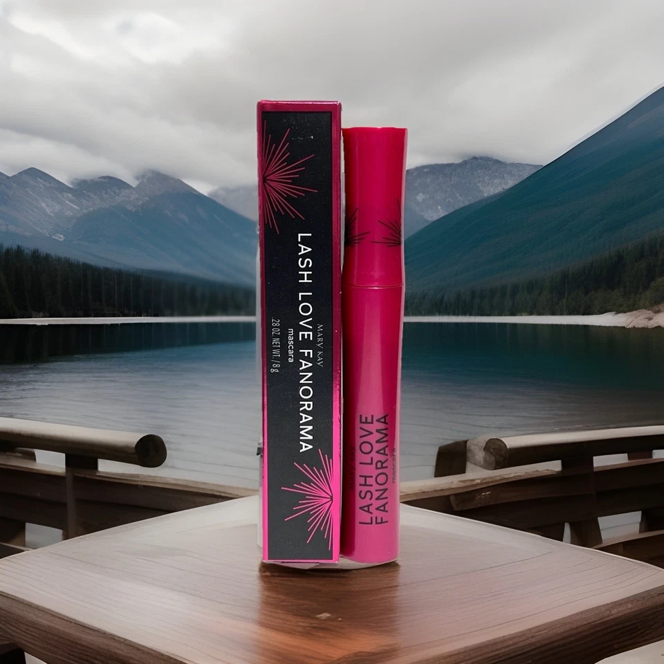 MARY KAY LASH LOVE FANORAMA MASCARA~BLACK~142038~FULL SIZE~0.28 OZ~NIB! - Image 1 of 1