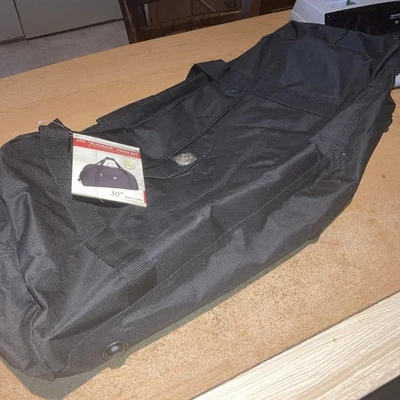 Travelers Club Luggage Large Duffel Bag New W/Tags Black 30 In - Image 1 of 4