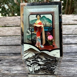 Vintage Japanese Doll Diorama Shadow Box Night Light Tabletop Decor 8" Tall - Picture 1 of 10